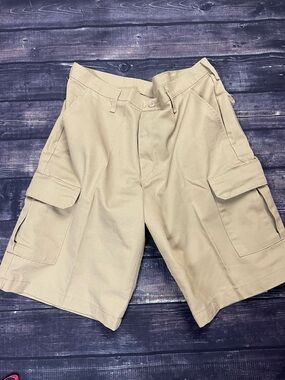 Men's Cargo Shorts - Khaki Utility Style